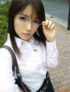 《大妞范-莱州猛禽事件花田美甲老板娘》