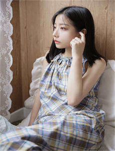 《香蕉伊蕉伊中文在线视频-邱淑贞三圾片大全》